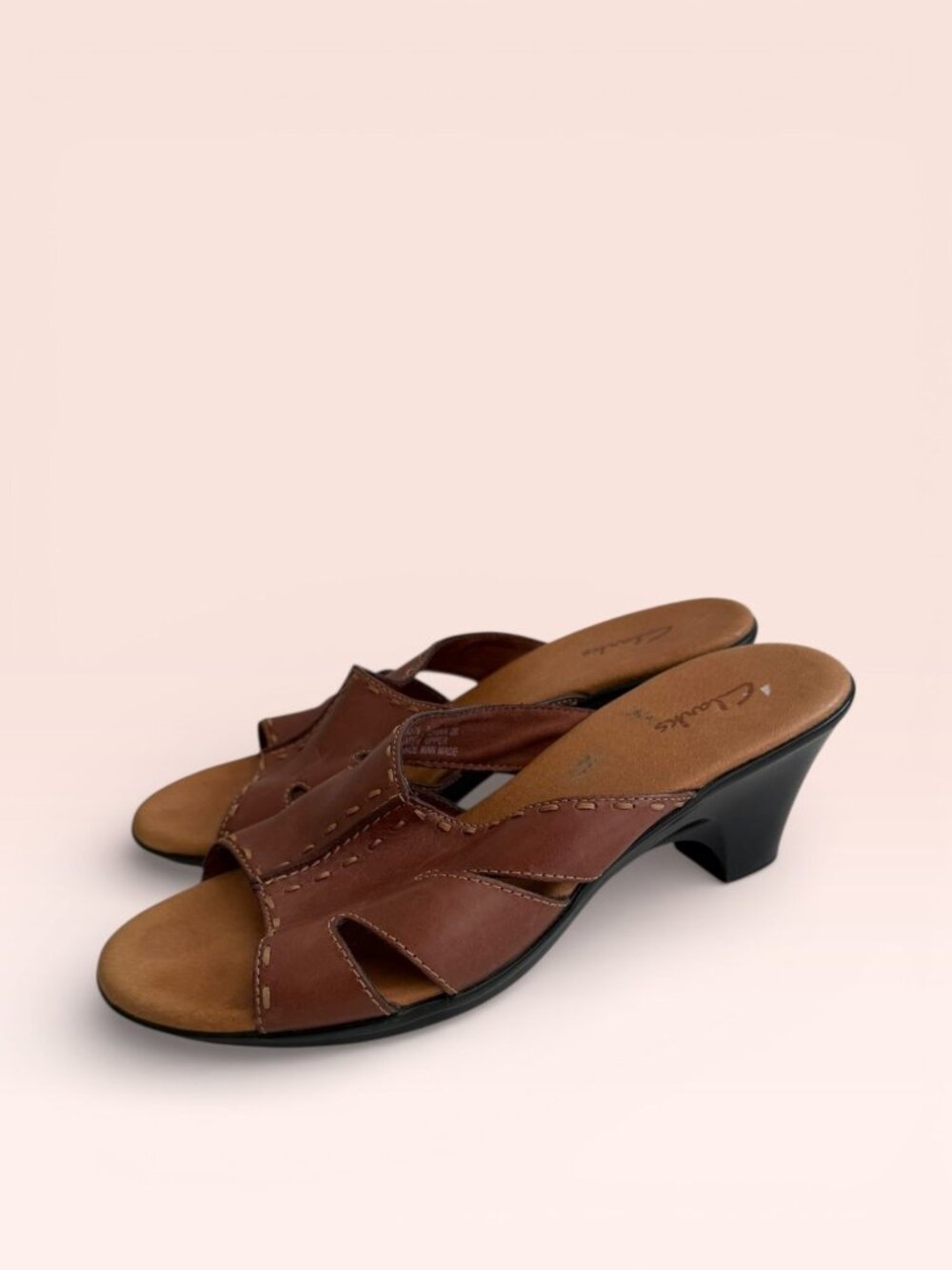 CLARKS Tan Leather Sandals Slides Size us 8.5